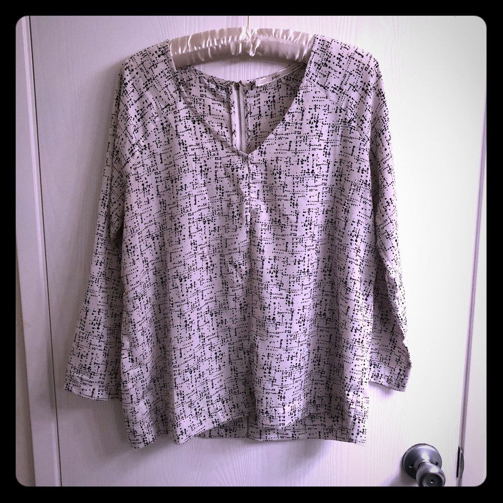 Gibson Cropped Sleeve Blouse with Zipper Detail